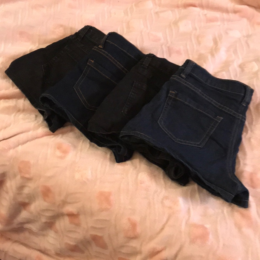 BUNDLE OF 4 Forever 21 Shorts